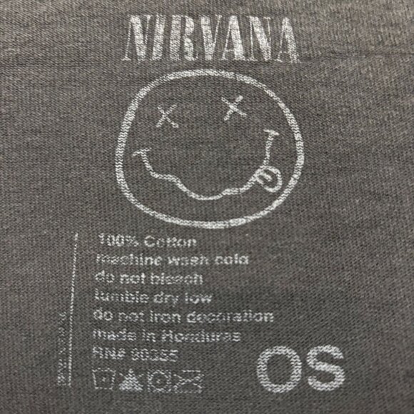 Nirvana Unplugged oversized vtg style Tshirt size one size - Picture 4 of 5